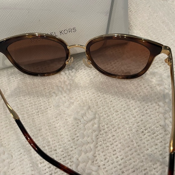 😎 SUNGLASSES🕶 Michael Kors sunglasses ADRIANA gold radiant - Picture 4 of 5